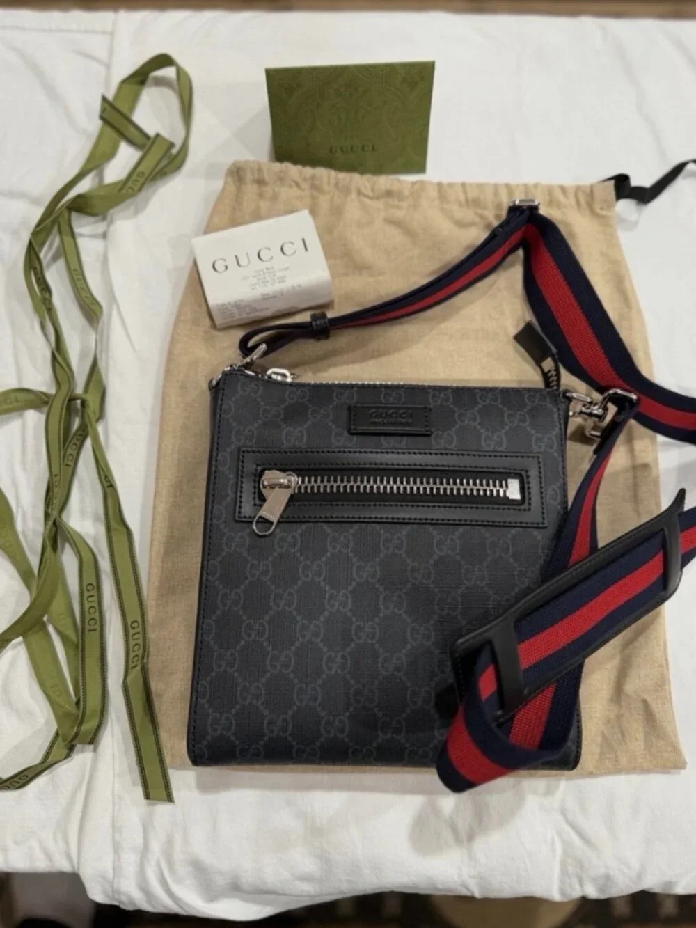 Gucci GG Supreme Black Messenger Crossbody Bag